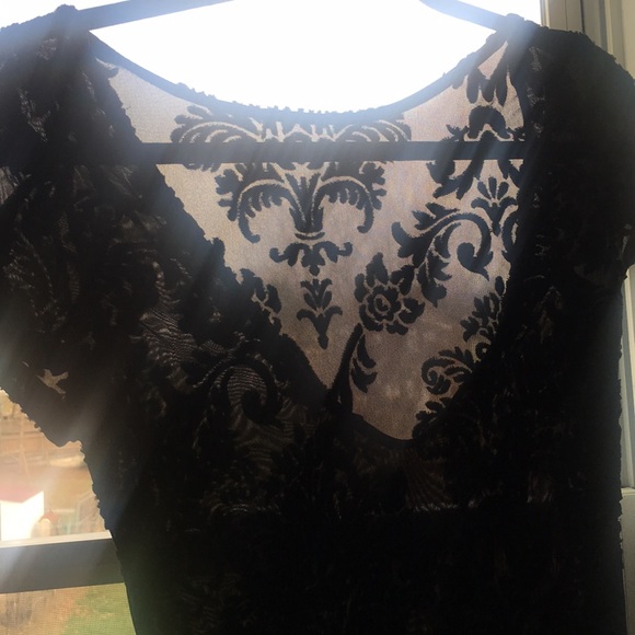 Raised Velvet Leotard - Picture 4 of 8